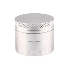 Grinder de metal gris 4 partes